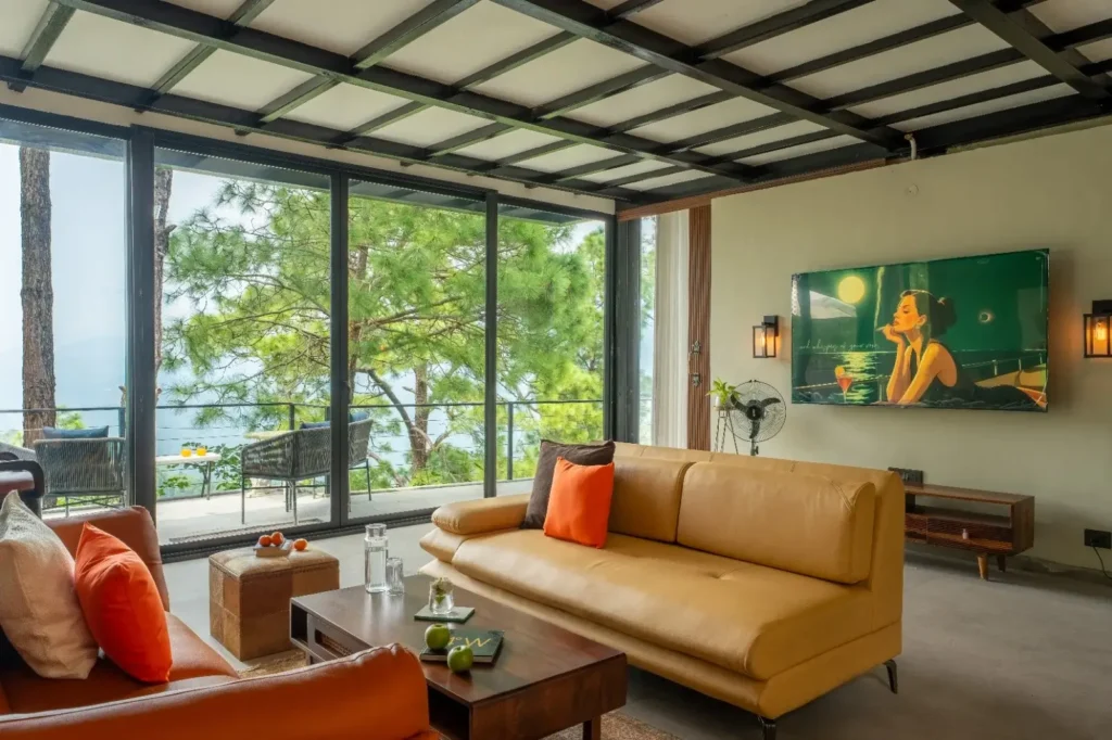 11(Living Area)