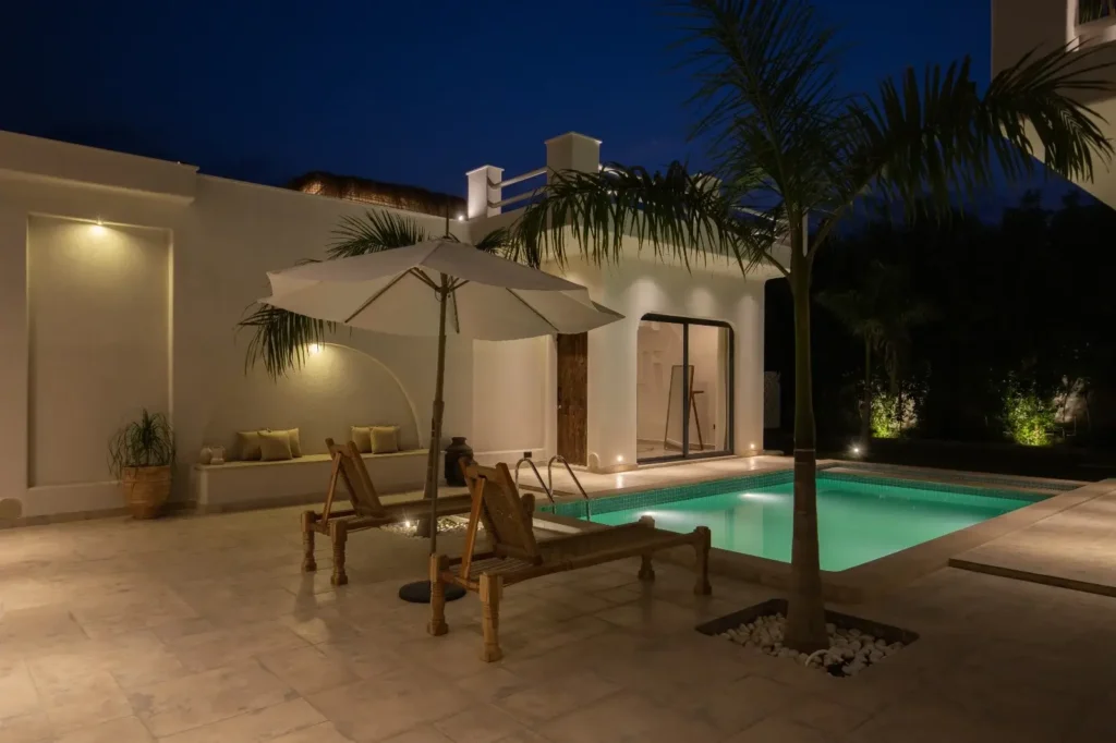 24(4 BHK Villa)