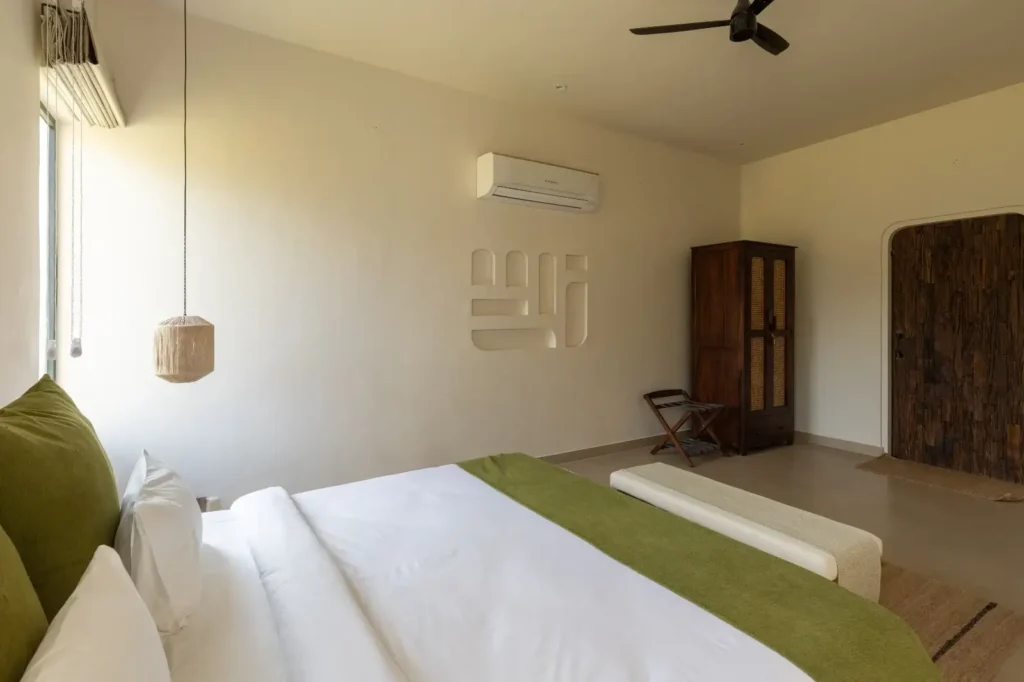 60(4 BHK Villa)